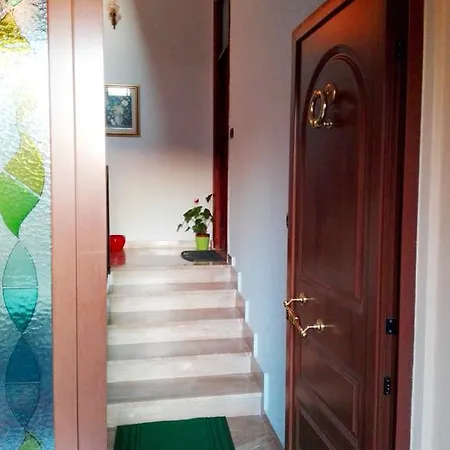 Dommo Noa B&B 도르갈리