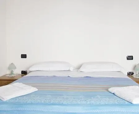Dommo Noa Bed & Breakfast *